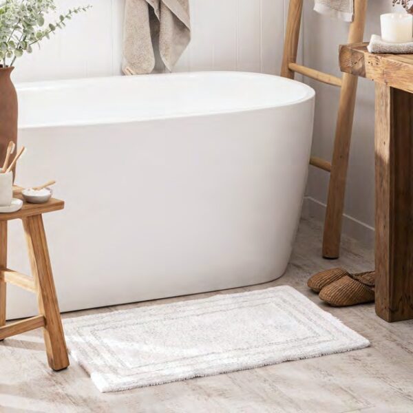 1 Piece Bath Mat. 100% Cotton With Latex Spray Packaging.