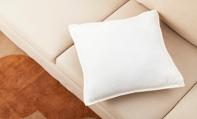 living-room-sofa-cushion-minimal-interior-design